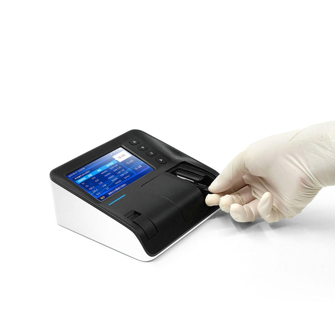 SoyMed Fully Automatic Dry Biochemical Analyzer – Portable Point-of-Care Clinical Chemistry System - Image 4